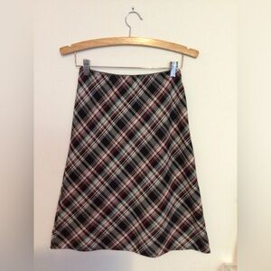 Vintage 90’s A-line Plaid Skirt in Sz S